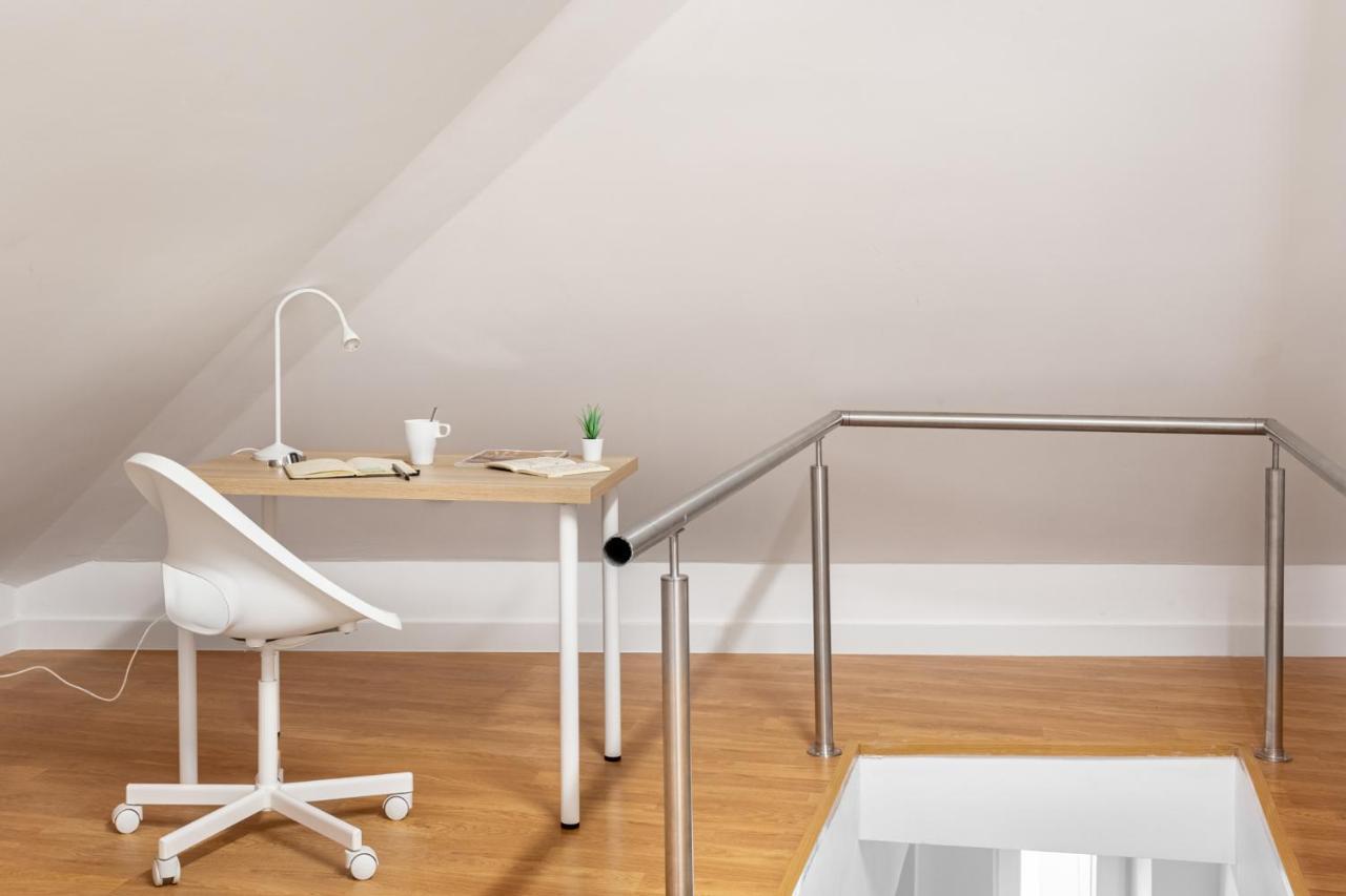 Altido Elegant Apartments Moments From Carmo Convent, In Bairro Alto Лиссабон Экстерьер фото