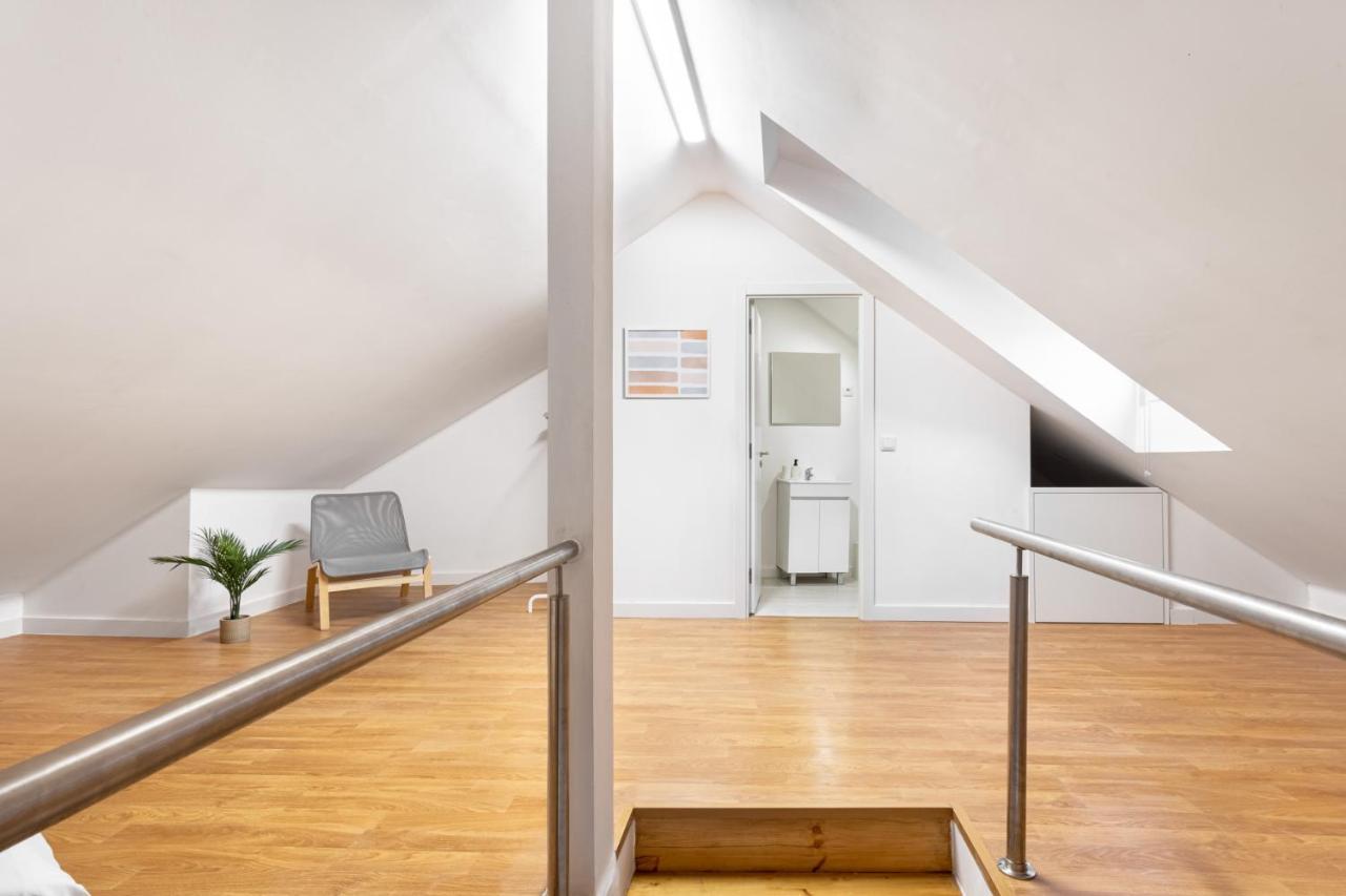 Altido Elegant Apartments Moments From Carmo Convent, In Bairro Alto Лиссабон Экстерьер фото