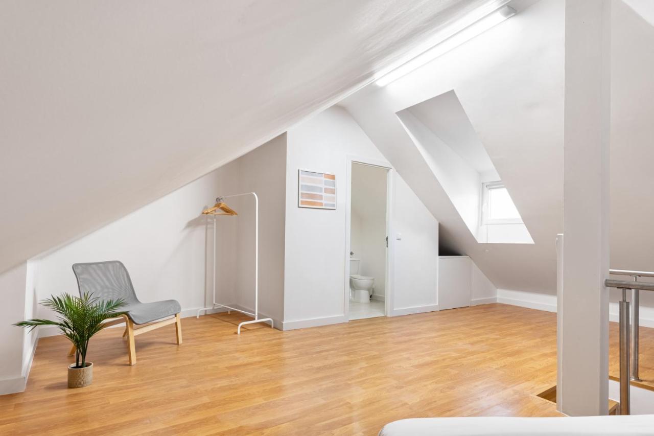 Altido Elegant Apartments Moments From Carmo Convent, In Bairro Alto Лиссабон Экстерьер фото