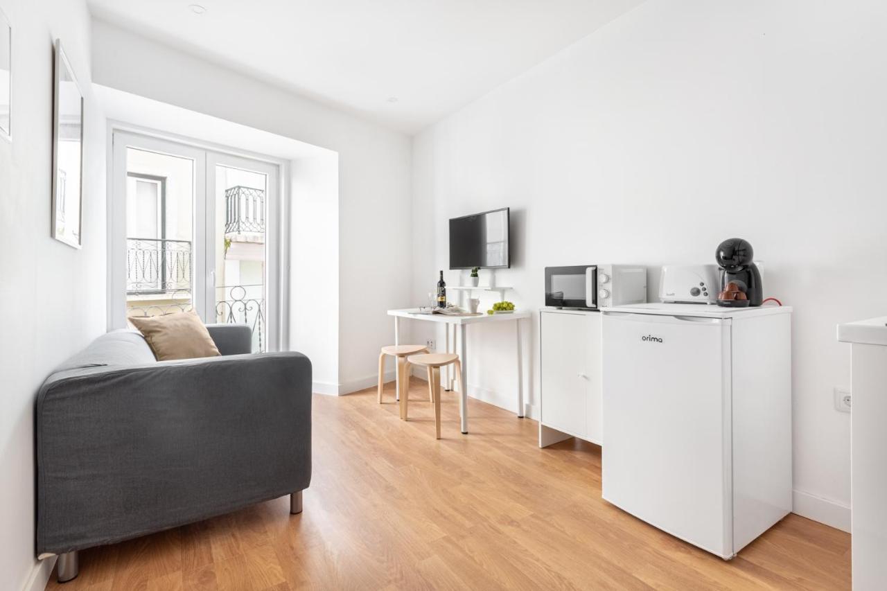 Altido Elegant Apartments Moments From Carmo Convent, In Bairro Alto Лиссабон Экстерьер фото