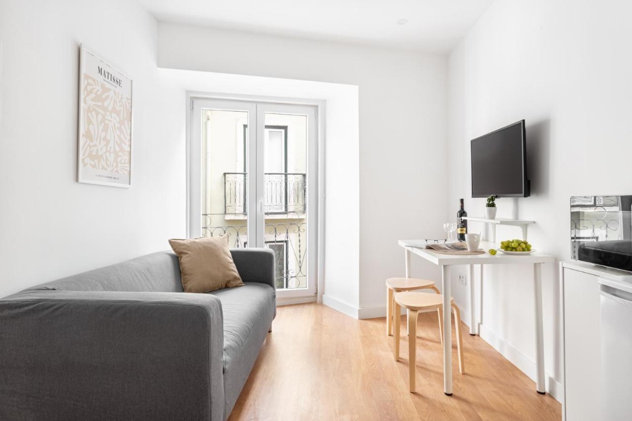 Altido Elegant Apartments Moments From Carmo Convent, In Bairro Alto Лиссабон Экстерьер фото
