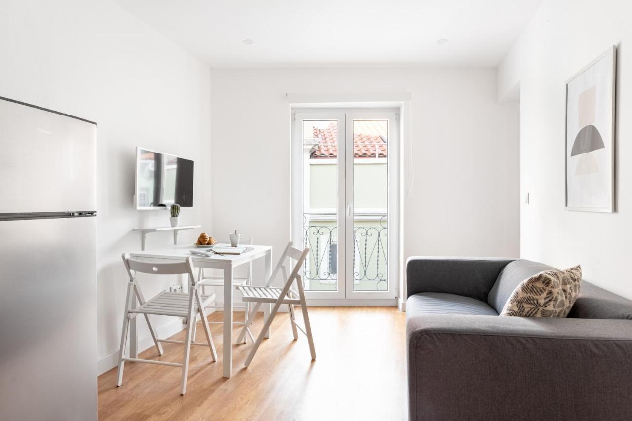 Altido Elegant Apartments Moments From Carmo Convent, In Bairro Alto Лиссабон Экстерьер фото