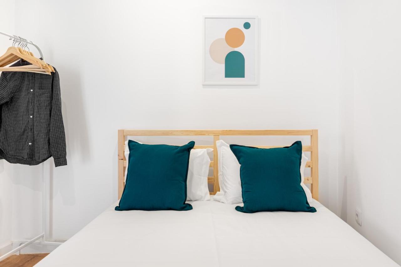 Altido Elegant Apartments Moments From Carmo Convent, In Bairro Alto Лиссабон Экстерьер фото